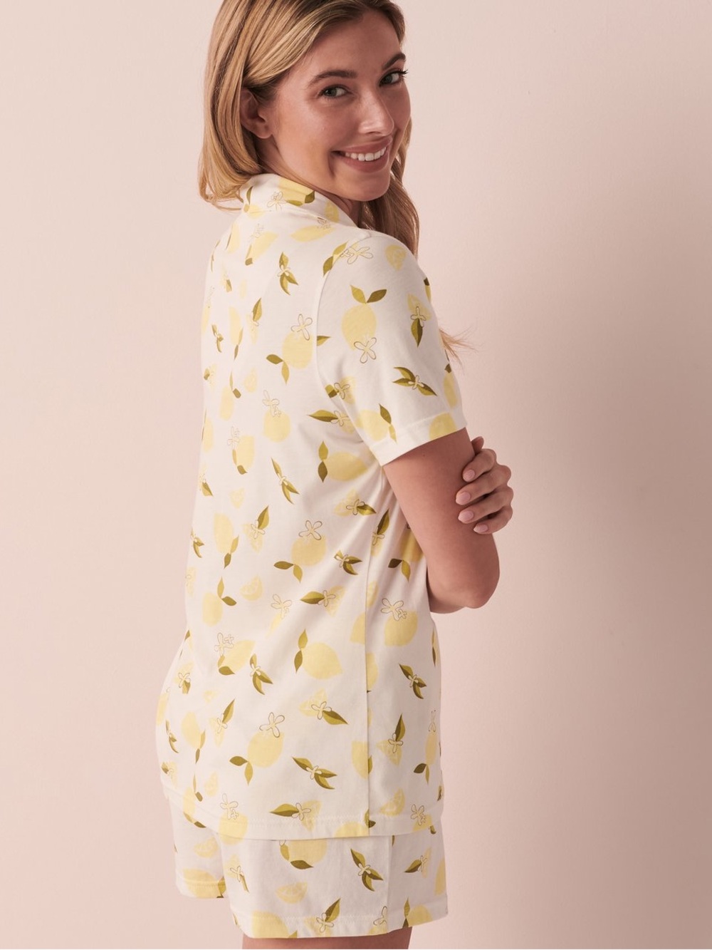 🍋 Lemon Flower Print Short Pajama Set 🍋 - Picture 2 of 11
